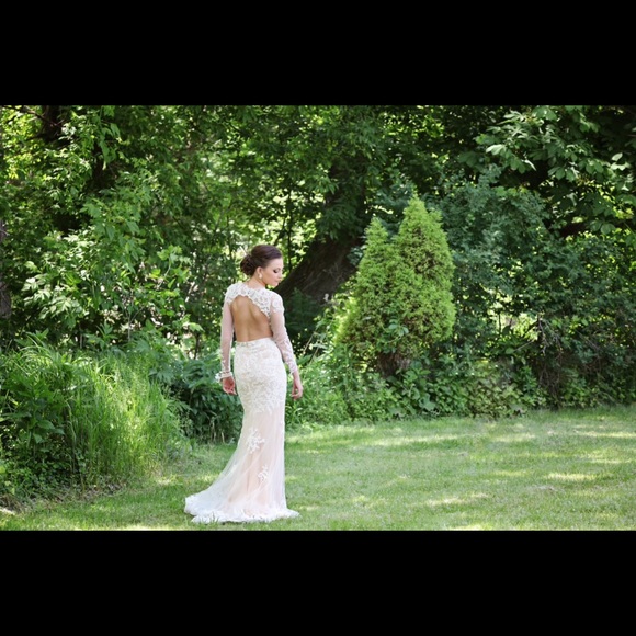 Mac Duggal Ivory Prom Dress Size 4 - Picture 2 of 5